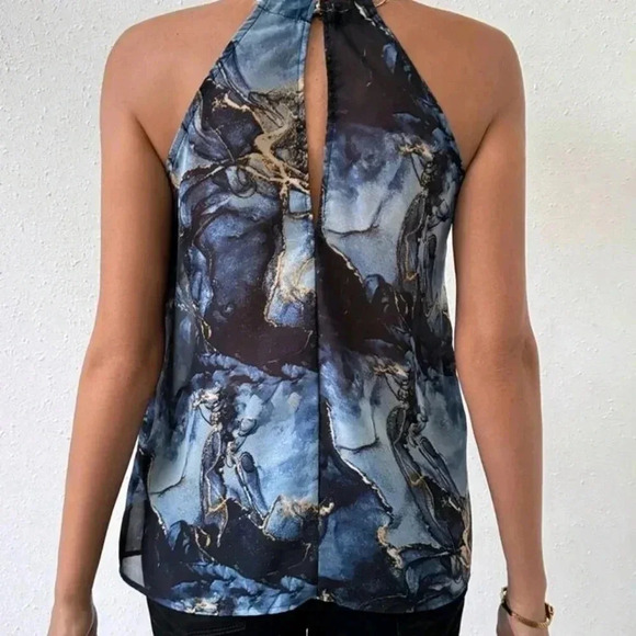 Women's All-Over Metal Chain Keyhole Collar Shirt - Picture 4 of 5
